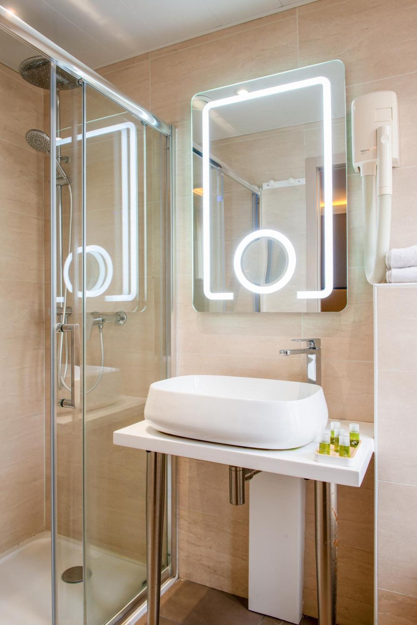 Hotel Cactus Paris Eksteriør bilde